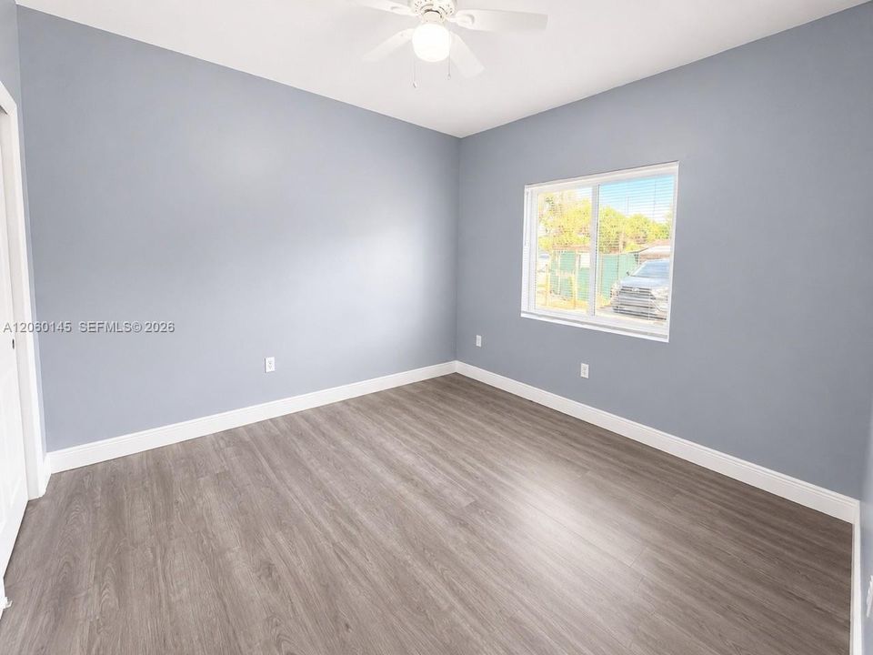 В аренду: $2,300 (2 спален, 1 ванн, 25899 Квадратных фут)