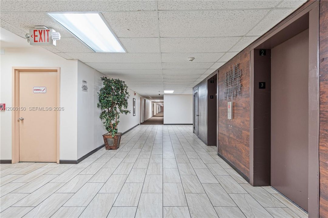 В аренду: $2,000 (1 спален, 1 ванн, 740 Квадратных фут)
