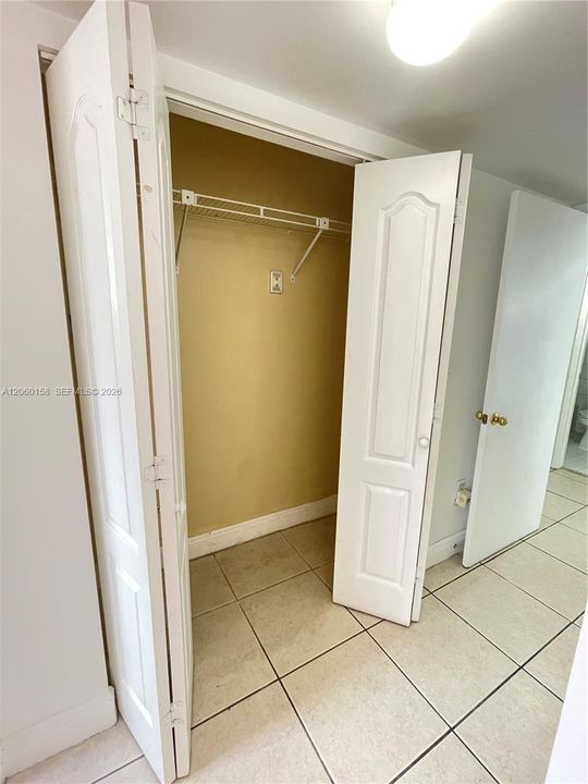 В аренду: $2,450 (3 спален, 2 ванн, 1120 Квадратных фут)