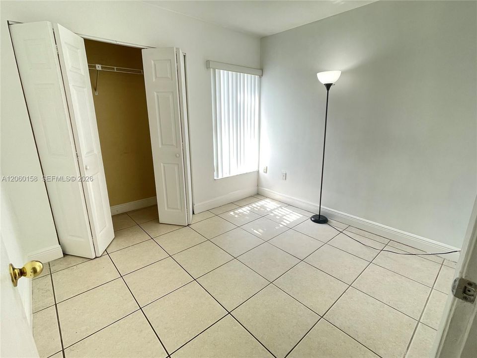 В аренду: $2,450 (3 спален, 2 ванн, 1120 Квадратных фут)