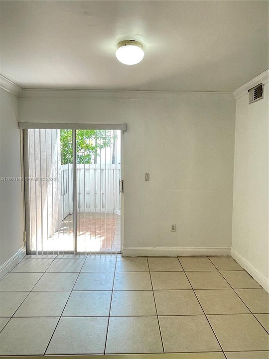 В аренду: $2,450 (3 спален, 2 ванн, 1120 Квадратных фут)