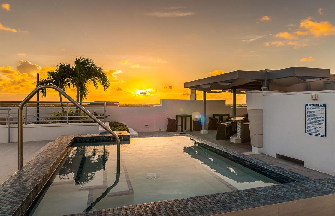 15 Rooftop Sunset