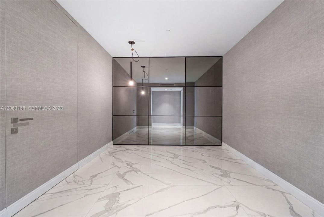 На продажу: $3,999,000 (3 спален, 3 ванн, 2271 Квадратных фут)