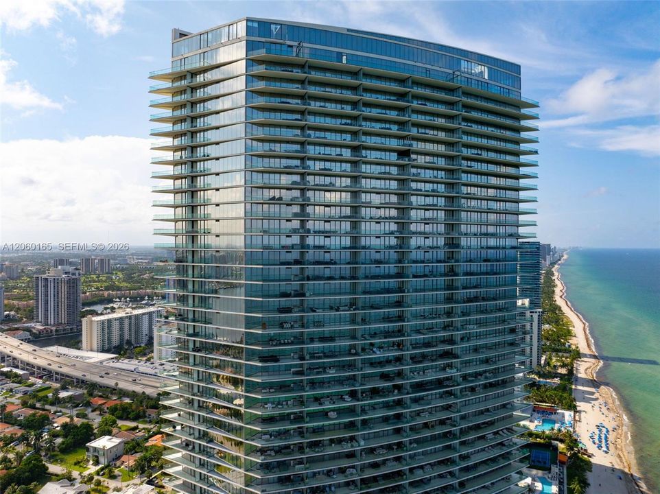 На продажу: $3,999,000 (3 спален, 3 ванн, 2271 Квадратных фут)