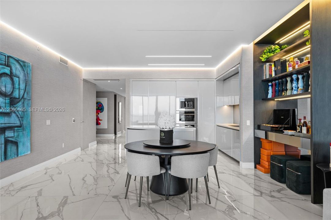 На продажу: $3,999,000 (3 спален, 3 ванн, 2271 Квадратных фут)