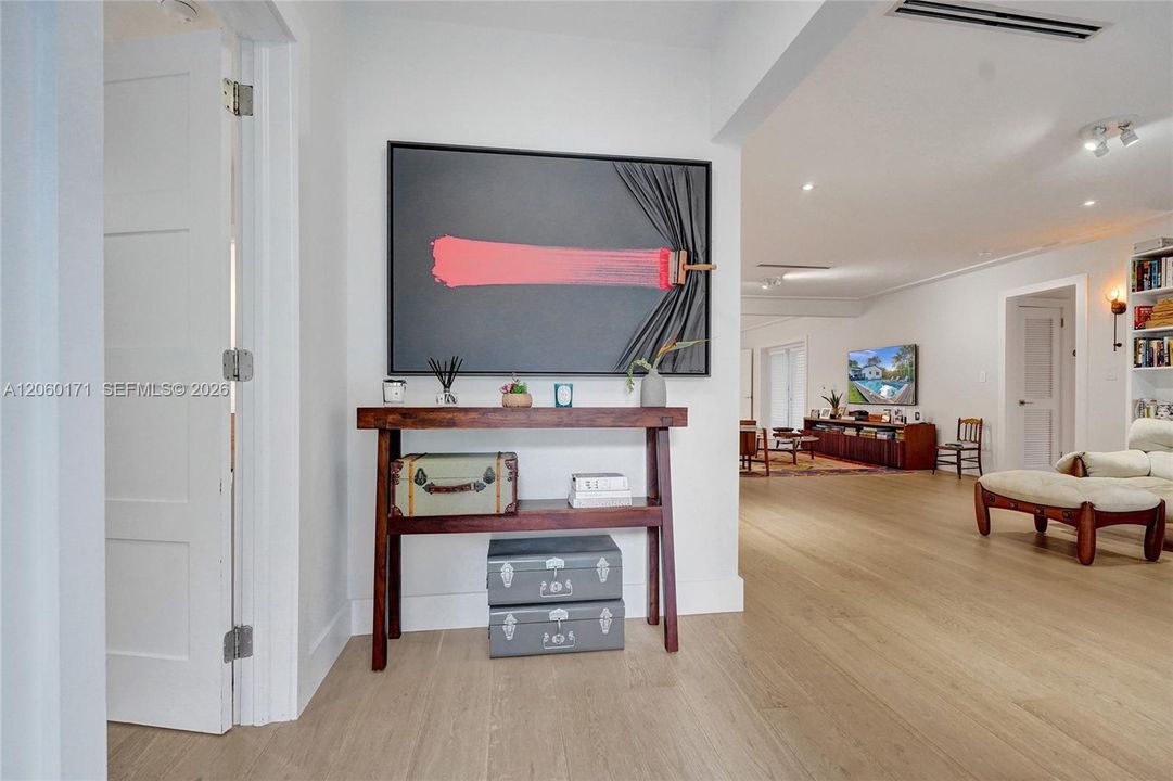 В аренду: $9,300 (4 спален, 3 ванн, 2193 Квадратных фут)
