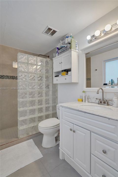 В аренду: $9,300 (4 спален, 3 ванн, 2193 Квадратных фут)