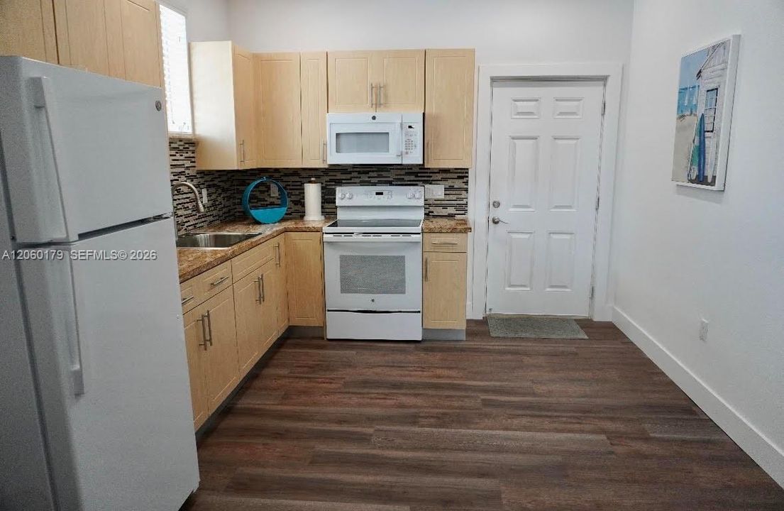En Renta: $1,900 (1 camas, 1 baños, 1235 Pies cuadrados)