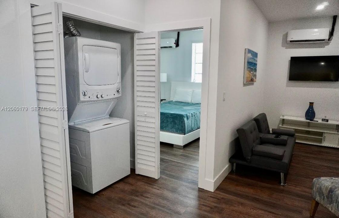En Renta: $1,900 (1 camas, 1 baños, 1235 Pies cuadrados)