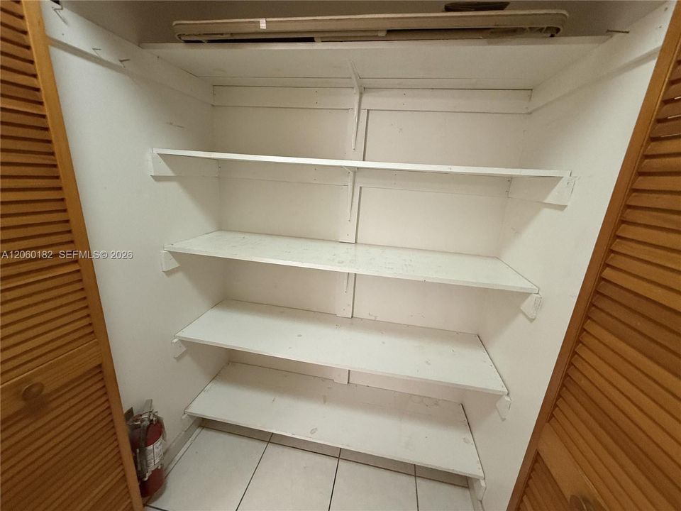 На продажу: $699,000 (3 спален, 2 ванн, 1538 Квадратных фут)