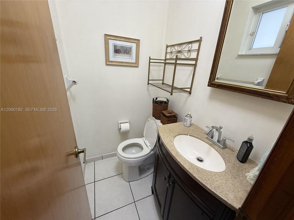 На продажу: $699,000 (3 спален, 2 ванн, 1538 Квадратных фут)