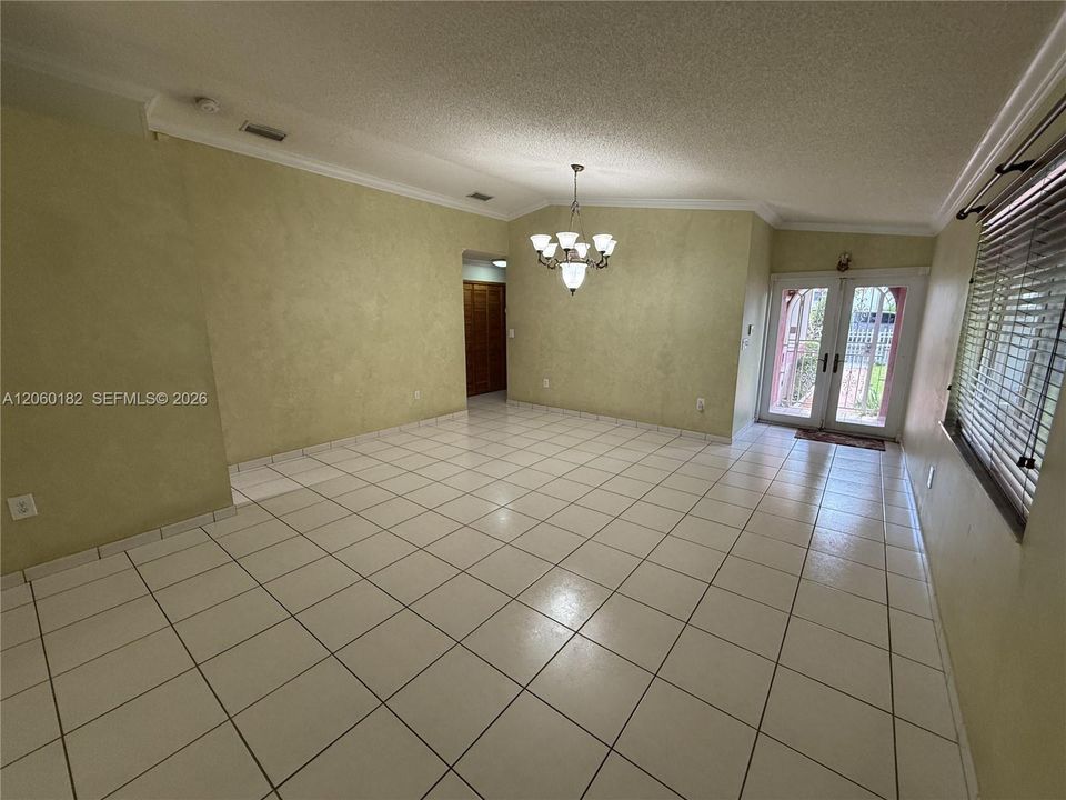 На продажу: $699,000 (3 спален, 2 ванн, 1538 Квадратных фут)