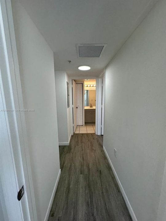 На продажу: $230,000 (3 спален, 2 ванн, 1062 Квадратных фут)