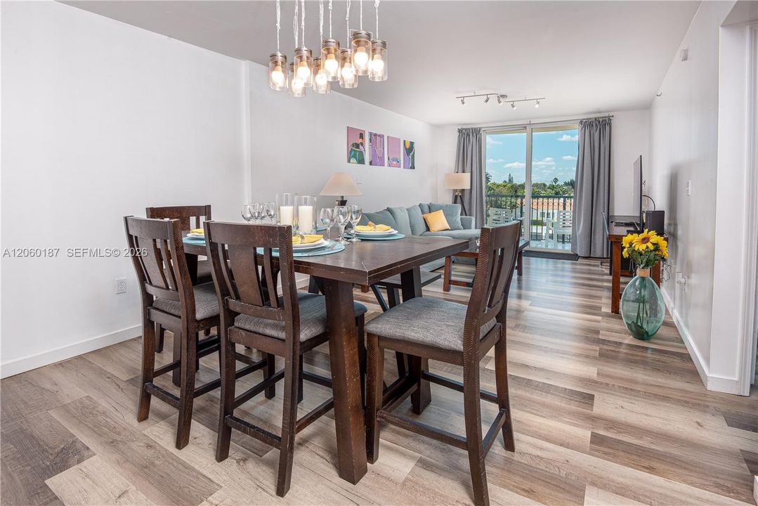 En Venta: $399,999 (1 camas, 1 baños, 830 Pies cuadrados)