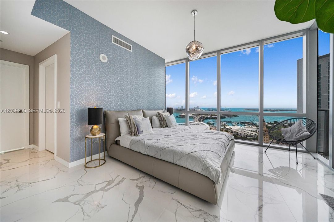 En Venta: $1,650,000 (3 camas, 4 baños, 2188 Pies cuadrados)