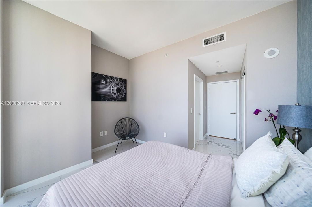 En Venta: $1,650,000 (3 camas, 4 baños, 2188 Pies cuadrados)