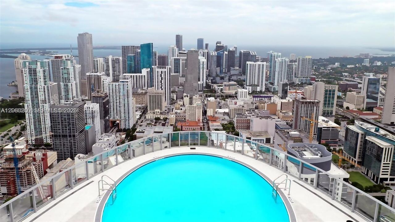 En Venta: $1,650,000 (3 camas, 4 baños, 2188 Pies cuadrados)