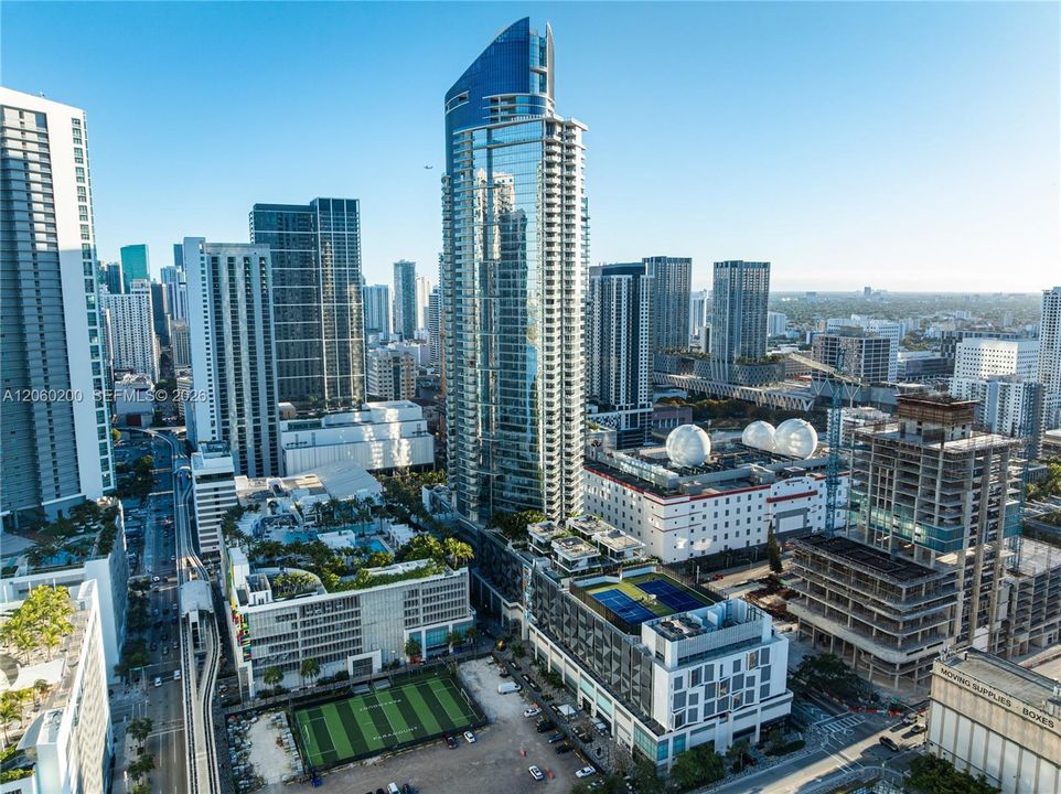 En Venta: $1,650,000 (3 camas, 4 baños, 2188 Pies cuadrados)