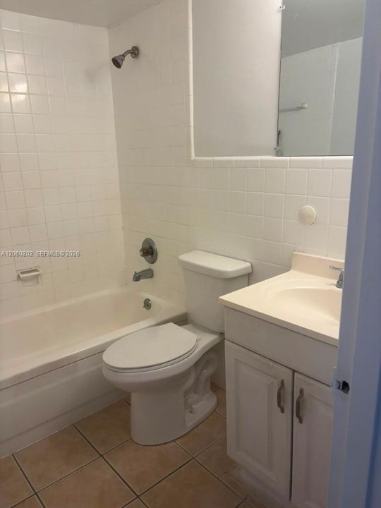 В аренду: $1,800 (1 спален, 1 ванн, 650 Квадратных фут)