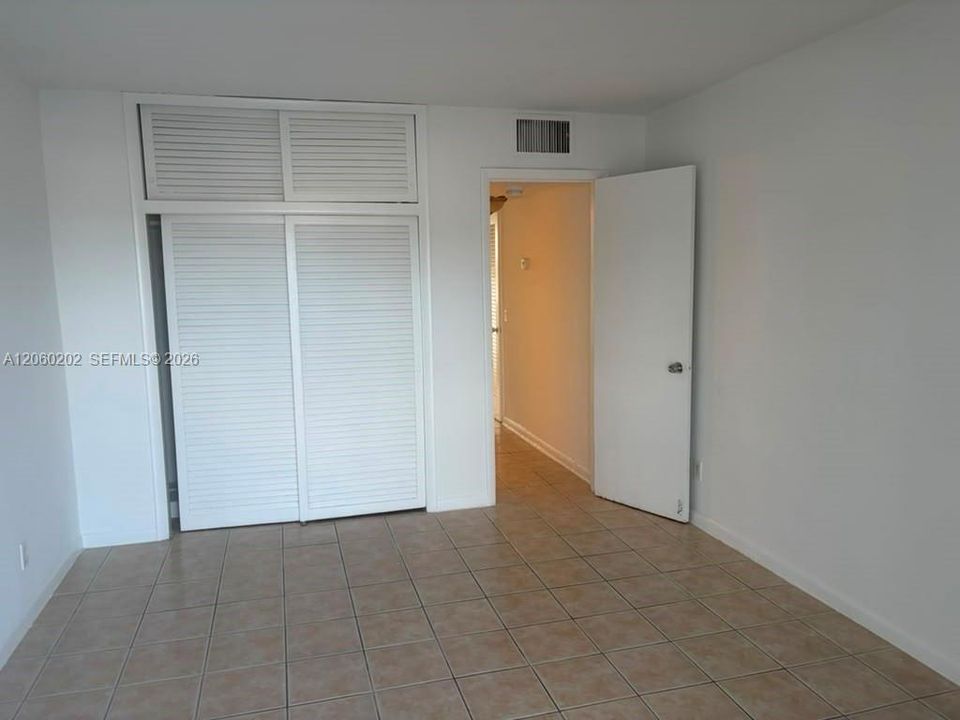 В аренду: $1,800 (1 спален, 1 ванн, 650 Квадратных фут)