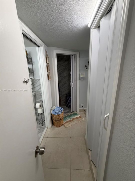 На продажу: $460,000 (2 спален, 1 ванн, 450 Квадратных фут)
