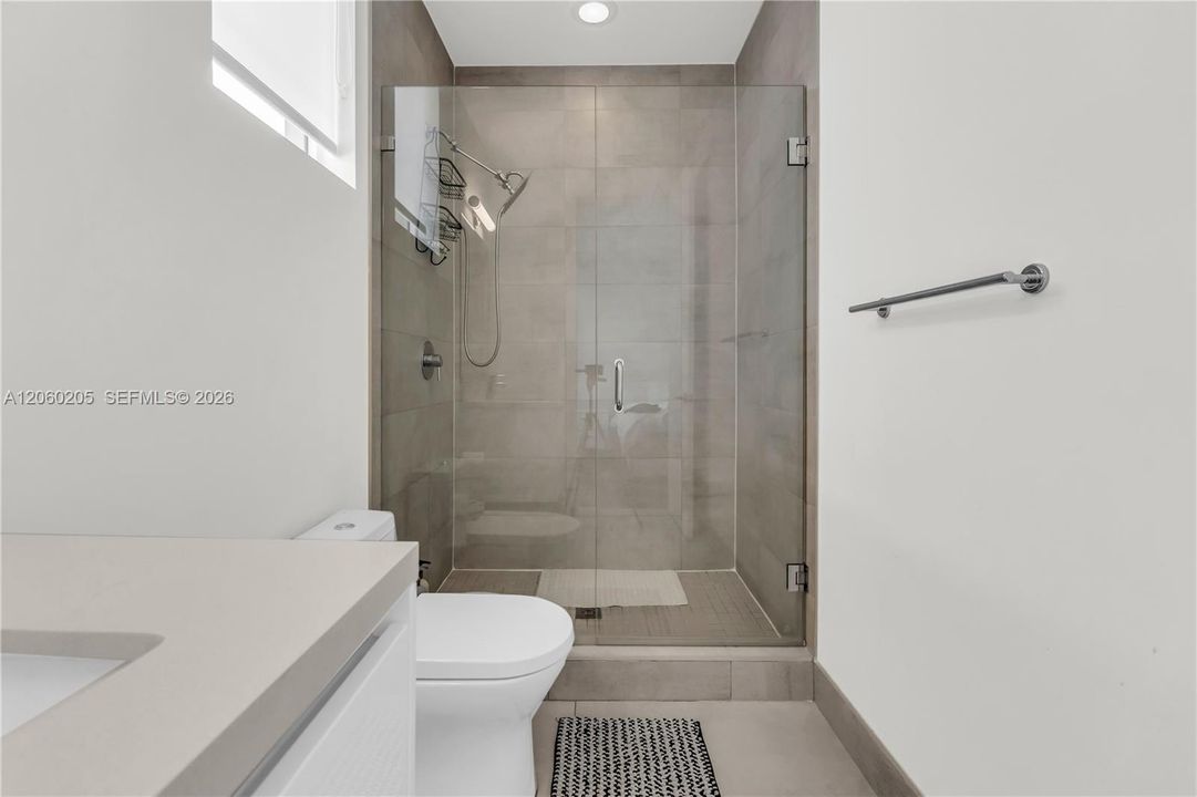 For Sale: $1,399,000 (5 beds, 5 baths, 3113 Square Feet)
