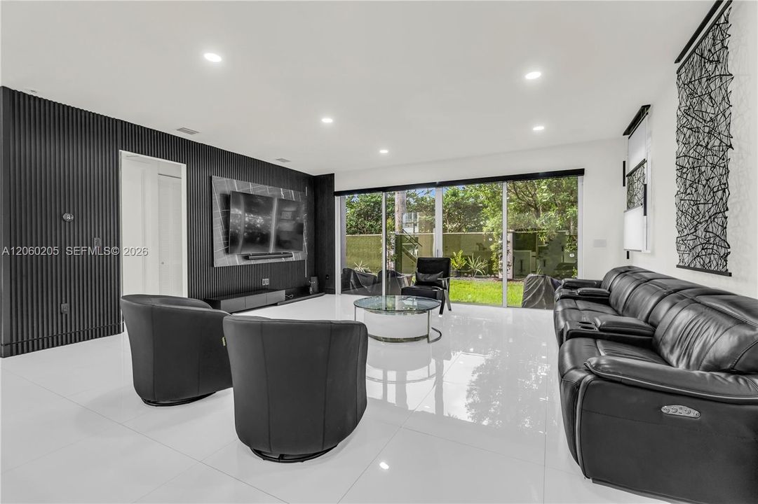 For Sale: $1,399,000 (5 beds, 5 baths, 3113 Square Feet)