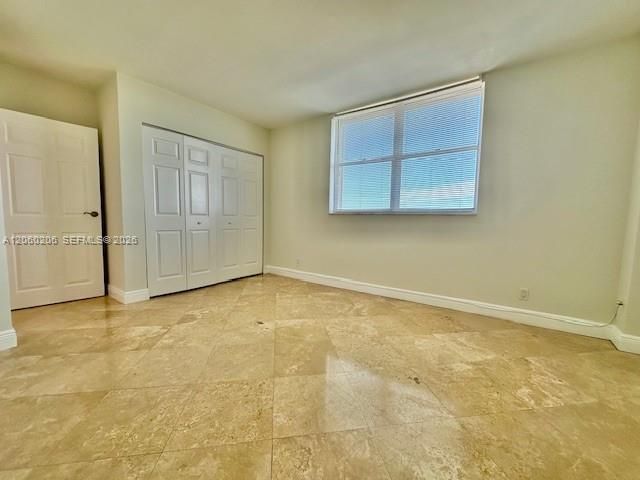 For Rent: $2,250 (1 beds, 1 baths, 895 Square Feet)