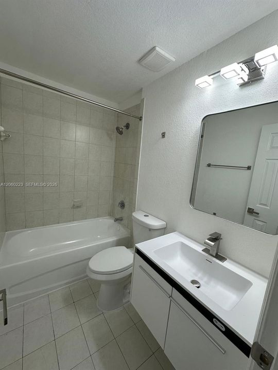 На продажу: $315,000 (3 спален, 2 ванн, 1253 Квадратных фут)