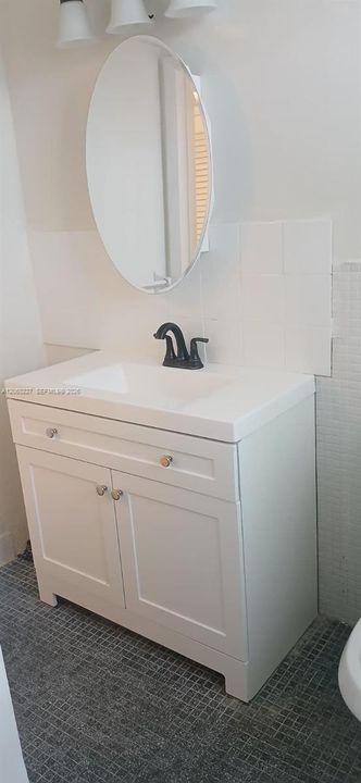 На продажу: $239,000 (2 спален, 2 ванн, 1118 Квадратных фут)