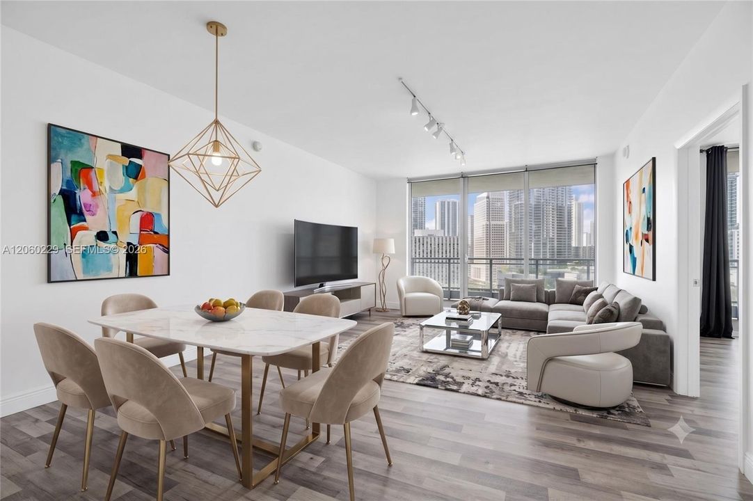 For Sale: $519,000 (2 beds, 2 baths, 1093 Square Feet)