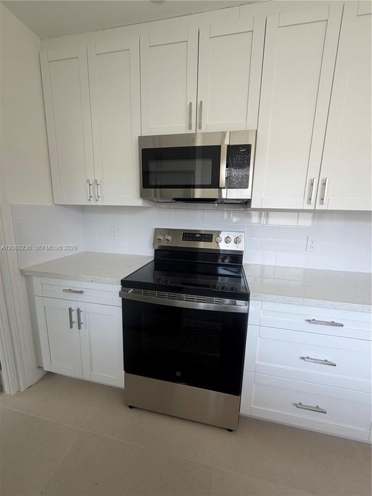 В аренду: $4,950 (4 спален, 3 ванн, 1192 Квадратных фут)
