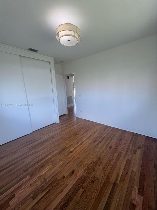 В аренду: $4,950 (4 спален, 3 ванн, 1192 Квадратных фут)