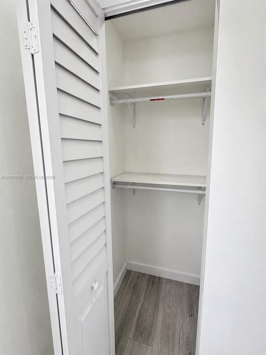 В аренду: $2,200 (2 спален, 1 ванн, 0 Квадратных фут)