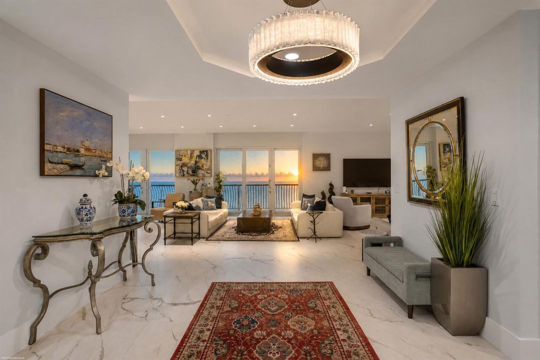 5150 N Ocean Dr 2001 006