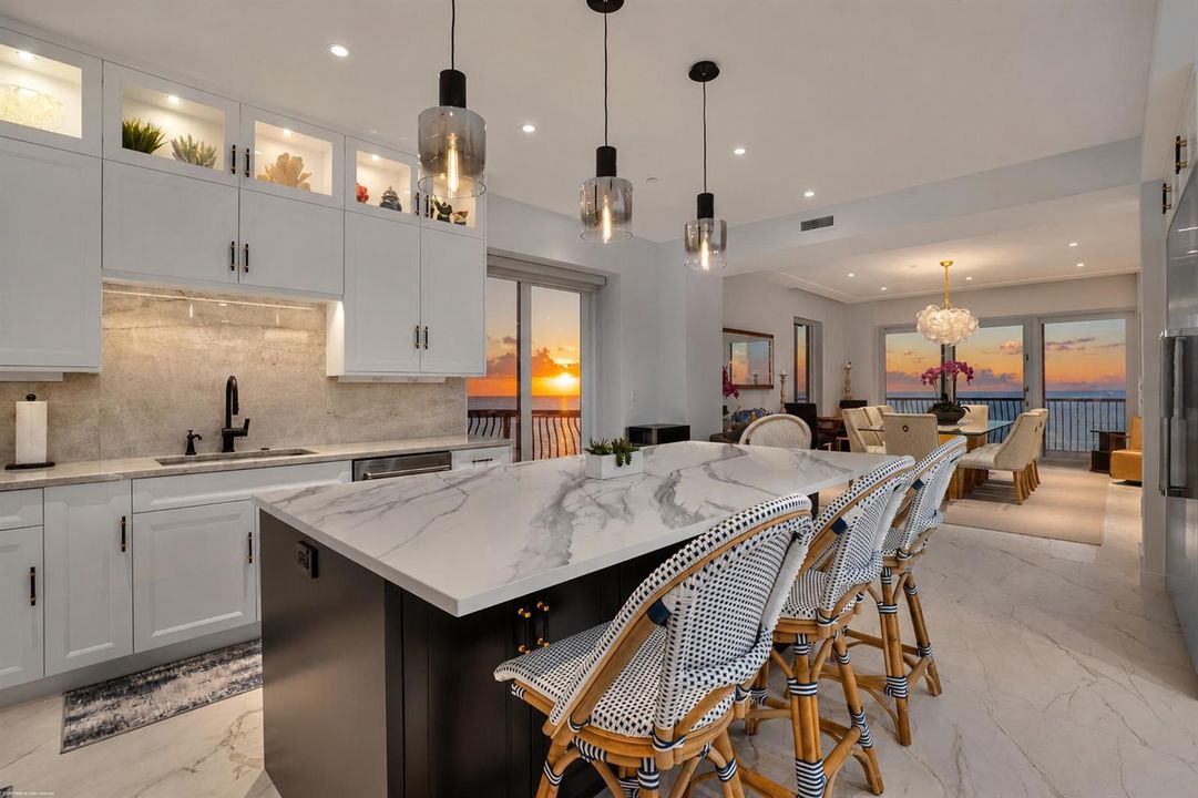 5150 N Ocean Dr 2001 014