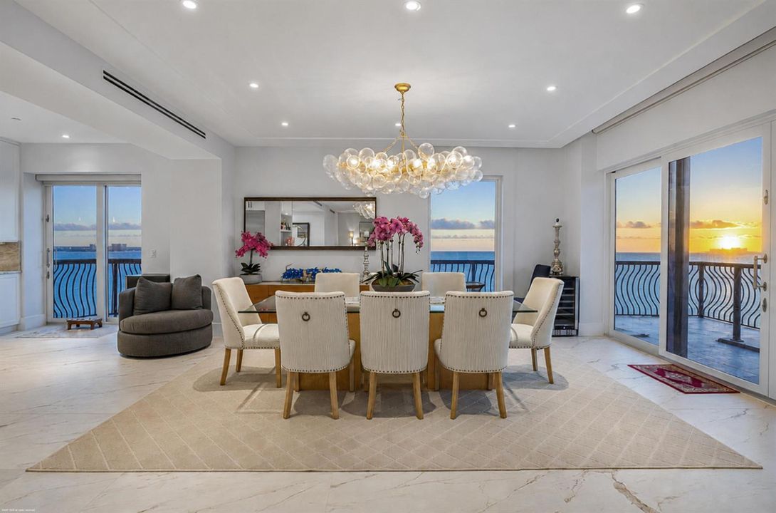 5150 N Ocean Dr 2001 019