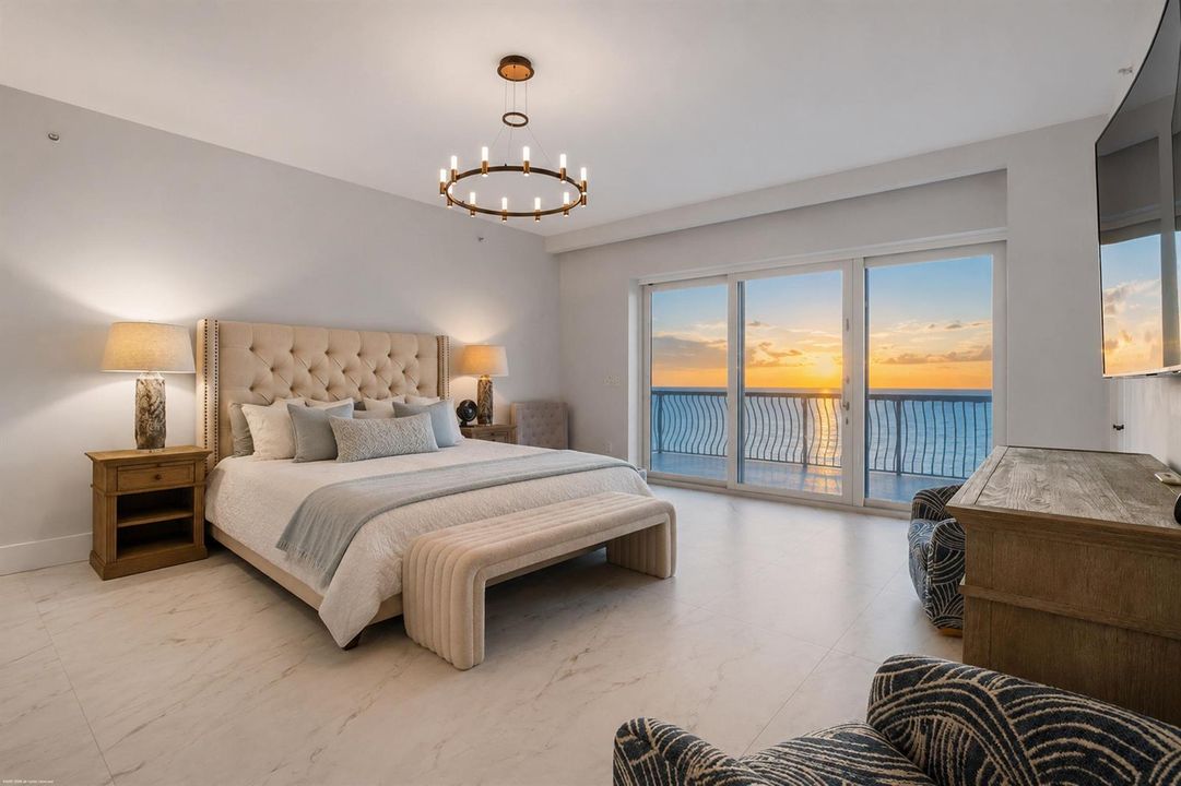 5150 N Ocean Dr 2001 027