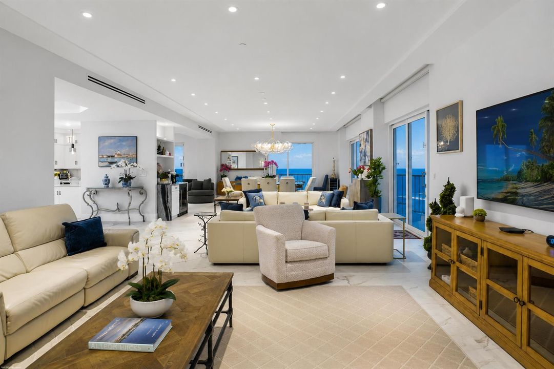 5150 N Ocean Dr 2001 010