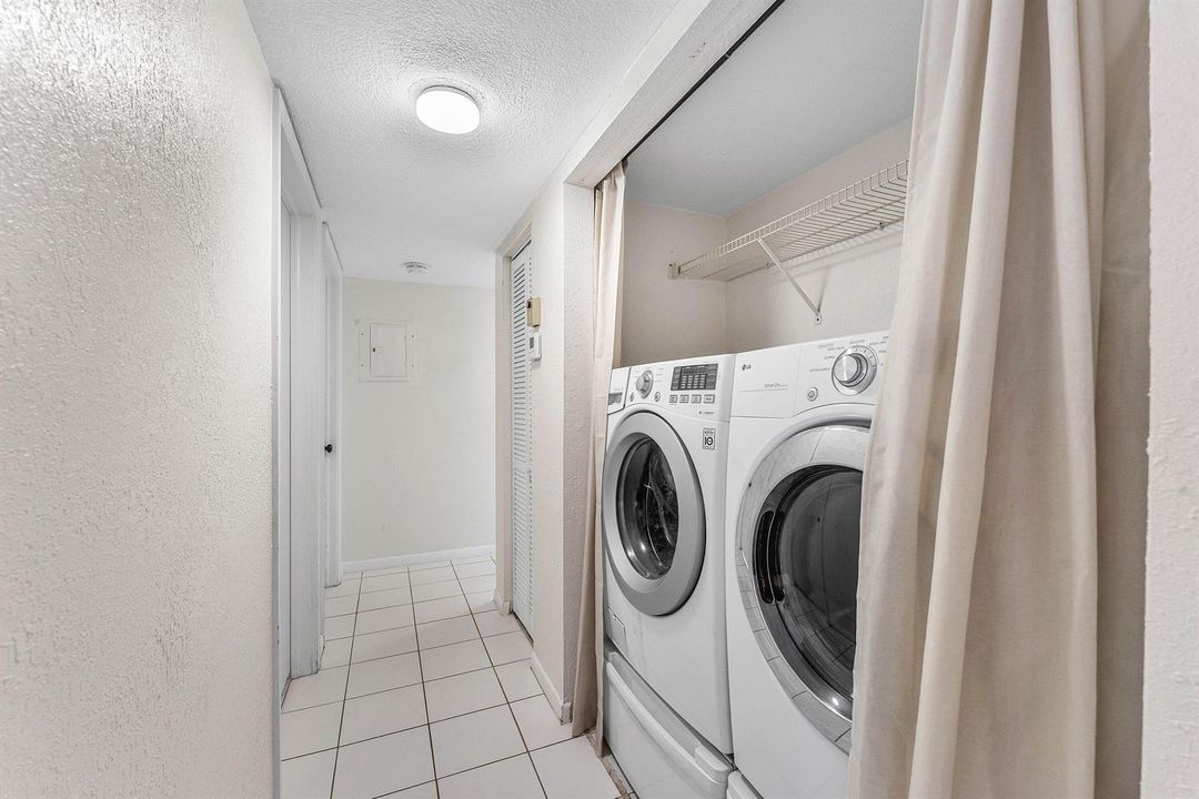 Hall Laundry
