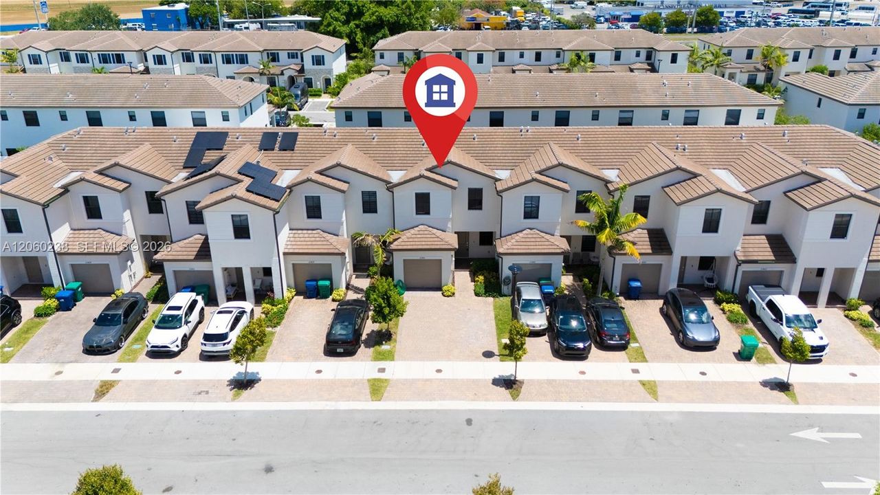 На продажу: $450,000 (3 спален, 2 ванн, 1331 Квадратных фут)
