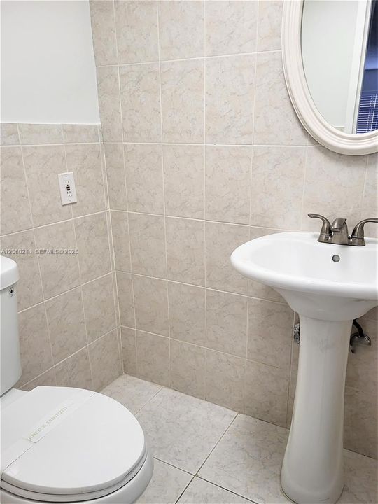 En Renta: $2,600 (2 camas, 1 baños, 1100 Pies cuadrados)