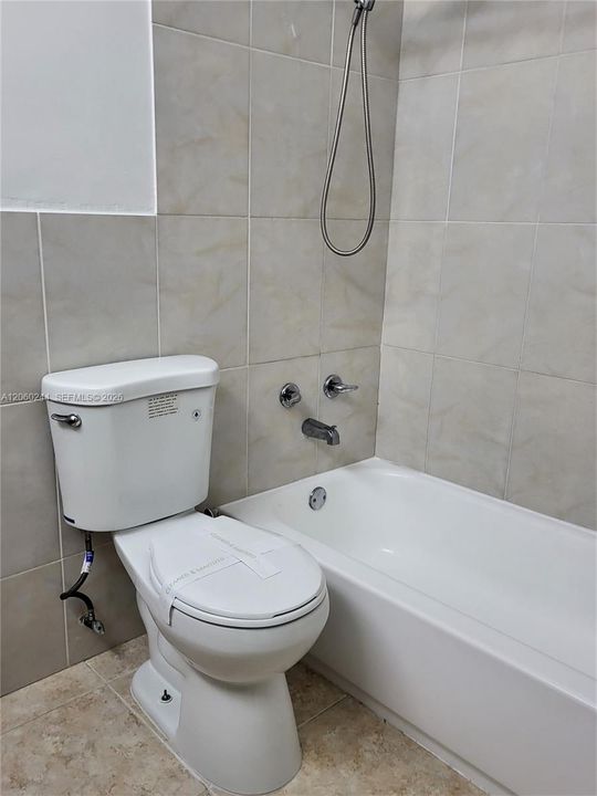 En Renta: $2,600 (2 camas, 1 baños, 1100 Pies cuadrados)