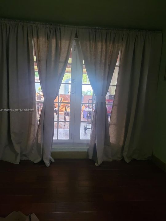 На продажу: $499,000 (3 спален, 1 ванн, 1345 Квадратных фут)