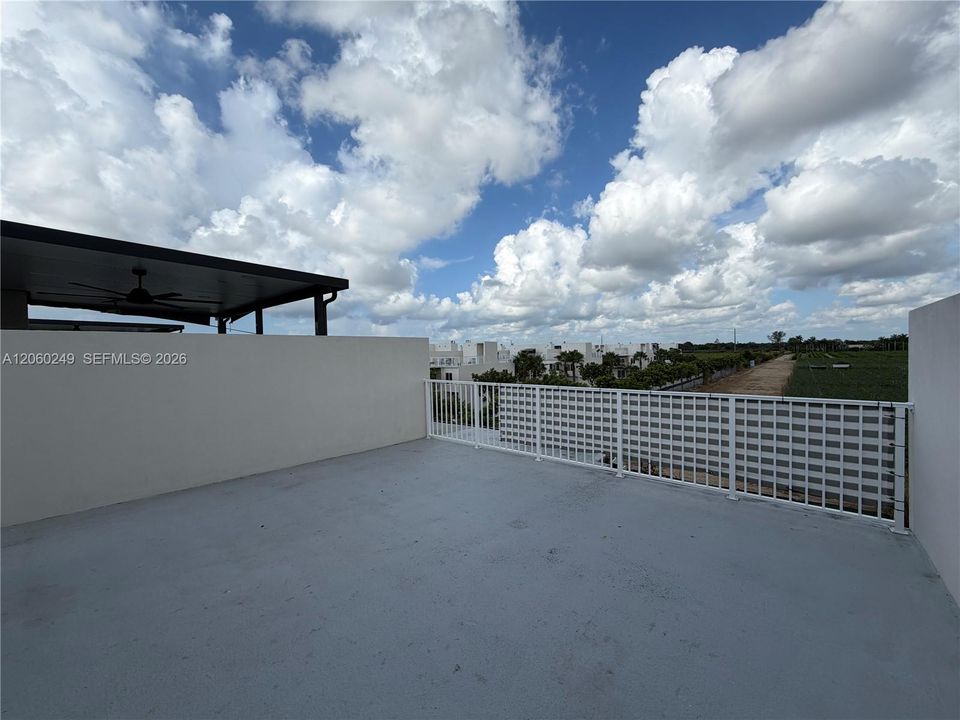 For Rent: $3,550 (4 beds, 3 baths, 1398 Square Feet)
