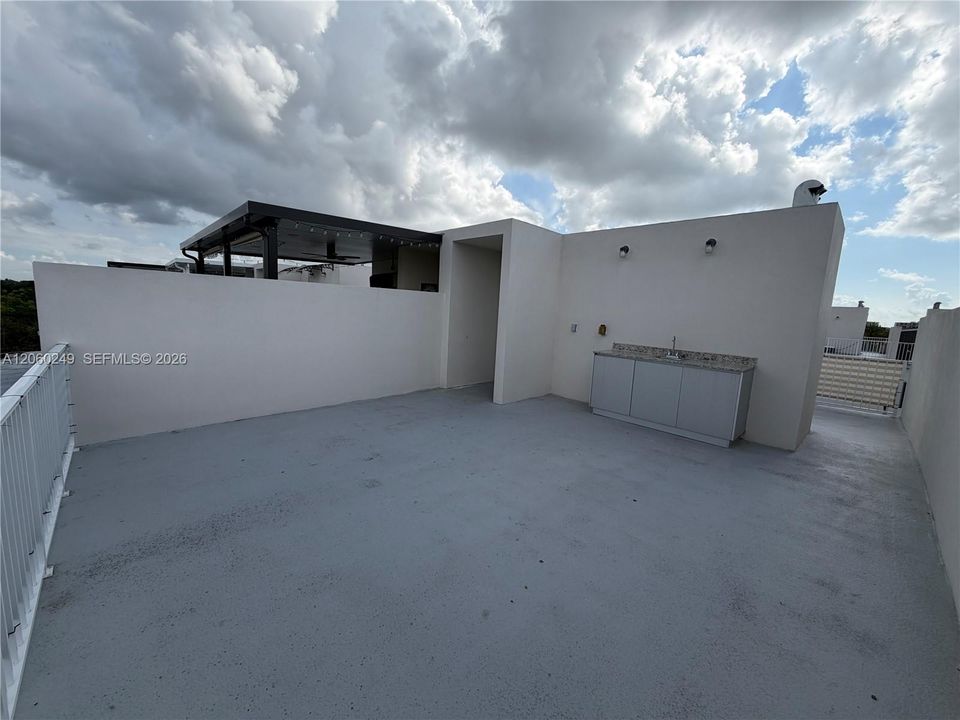 For Rent: $3,550 (4 beds, 3 baths, 1398 Square Feet)