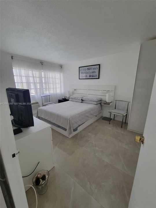 В аренду: $2,000 (1 спален, 1 ванн, 639 Квадратных фут)