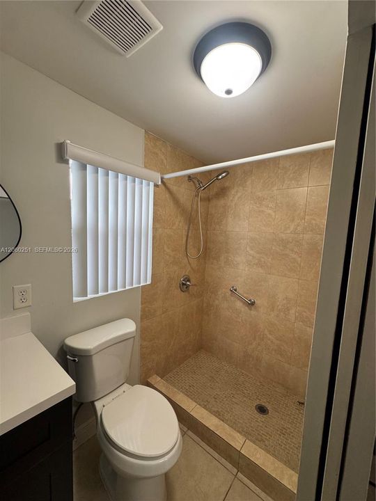 В аренду: $1,500 (0 спален, 1 ванн, 1680 Квадратных фут)