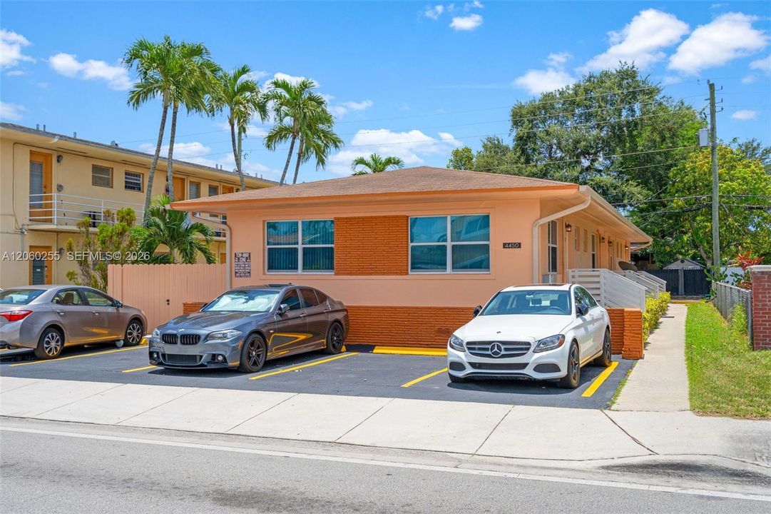 En Venta: $1,000,000 (0 camas, 0 baños, 2103 Pies cuadrados)