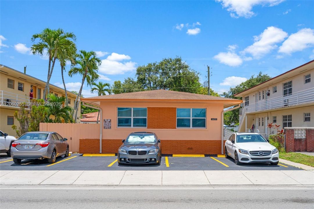 En Venta: $1,000,000 (0 camas, 0 baños, 2103 Pies cuadrados)